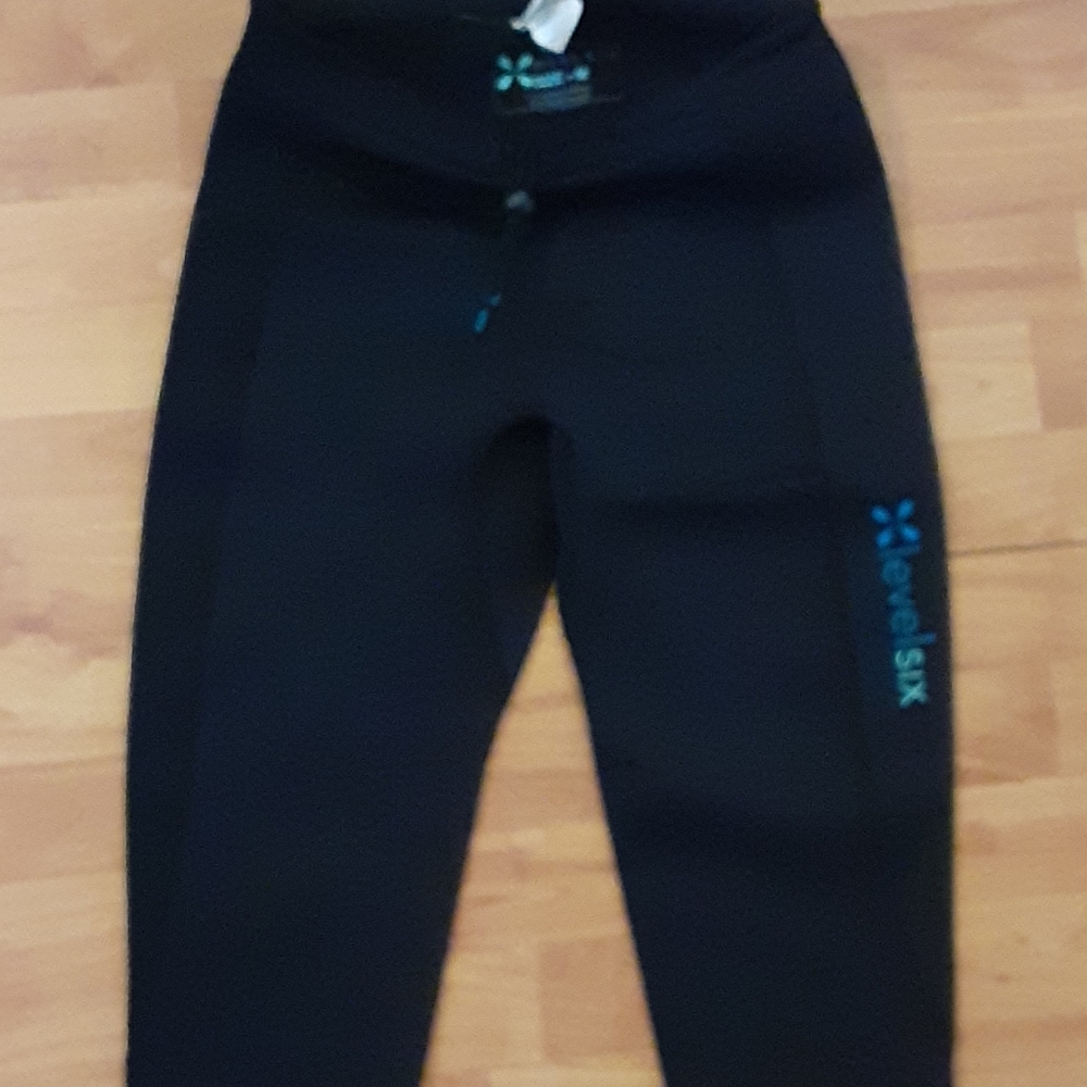 Womens Level Six Capri Convection water capris
